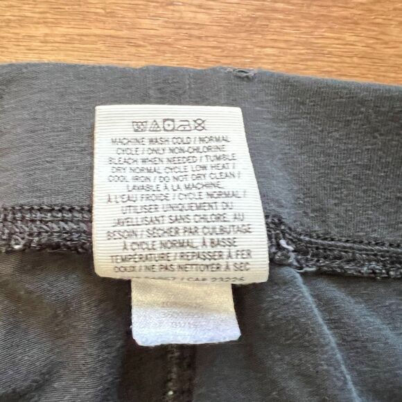 PINK Victoria's Secret Cropped Leggings Capris Size XS Black - Picture 4 of 8